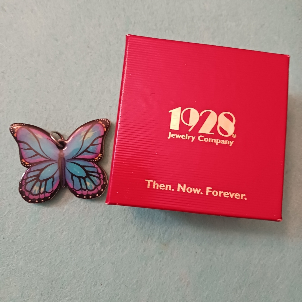 Butterfly Jewelry: Dollywood Pendant & 1928 Enamel Pin - Picture 2 of 7